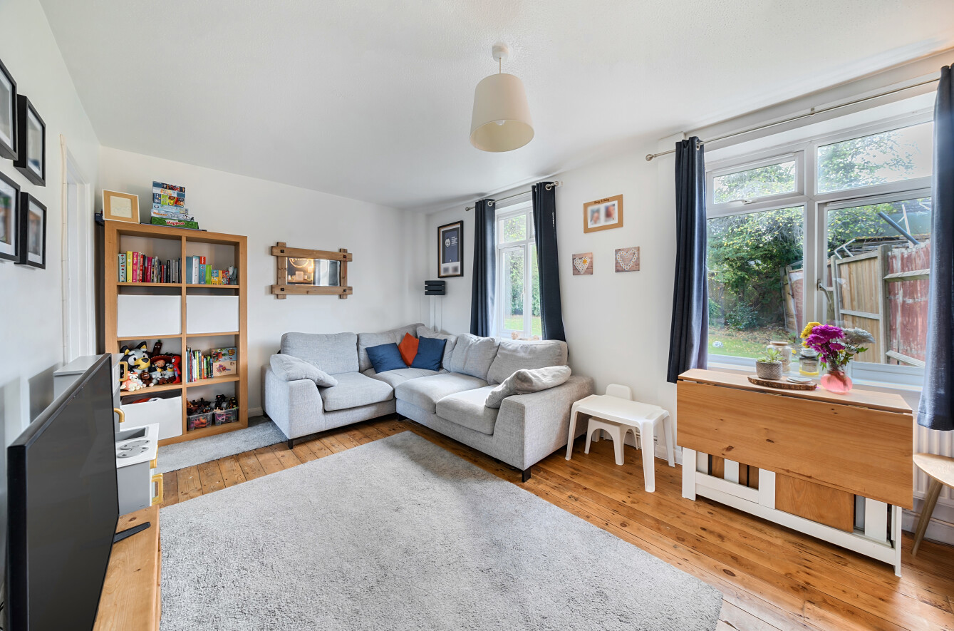 2 bedroom house for sale - Hambling Place, Dunstable, Bedfordshire, LU6 - Property View 3