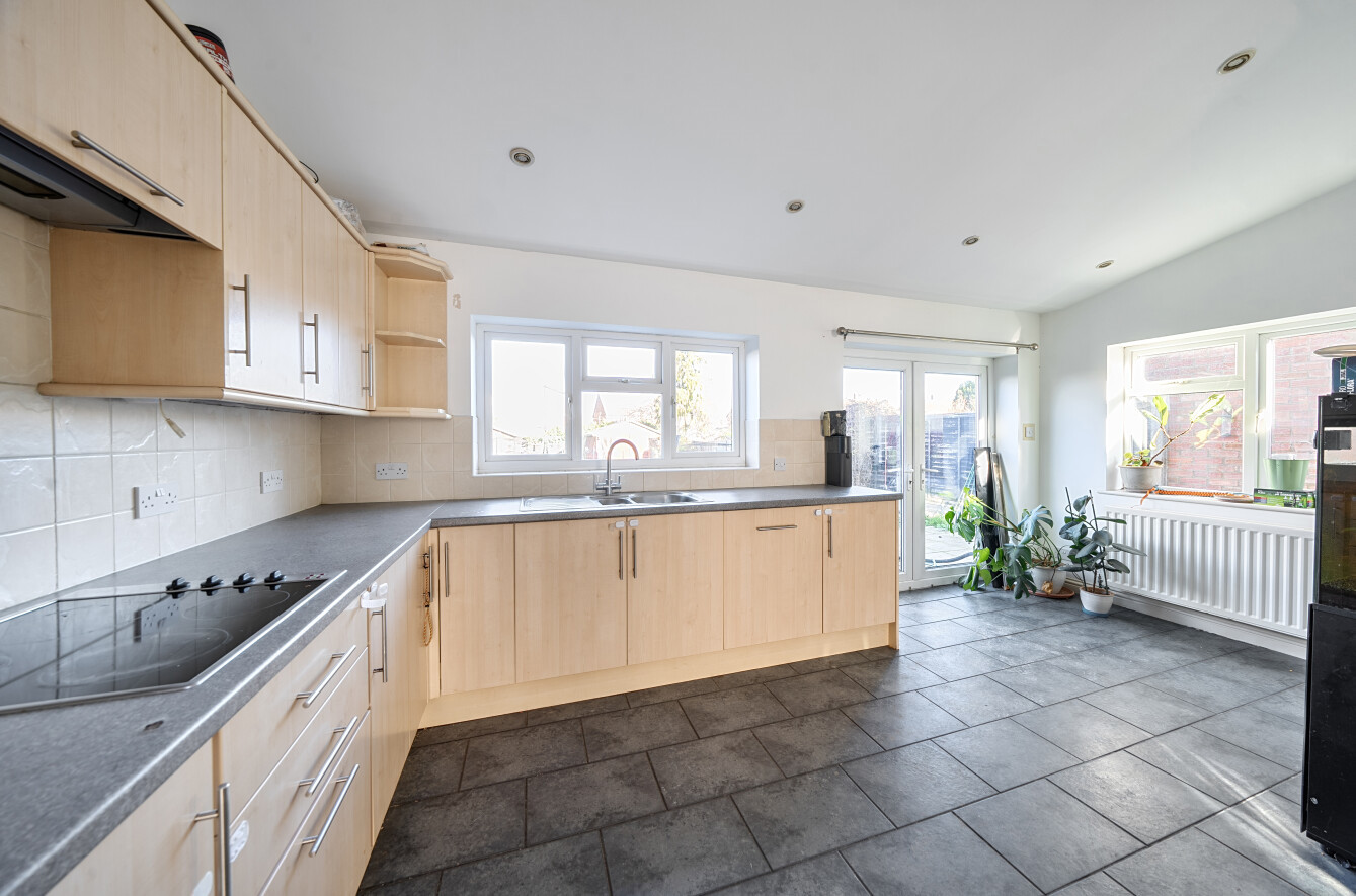 3 bedroom house for sale - Evelyn Road, Dunstable, LU5 - Property View 2