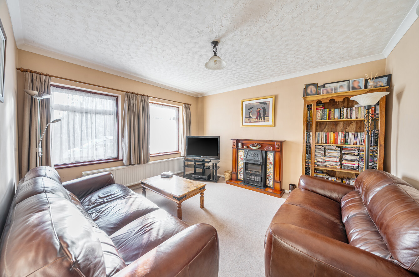 3 bedroom house for sale - Great Northern Road, Dunstable, Bedfordshire, LU5 - Property View 2