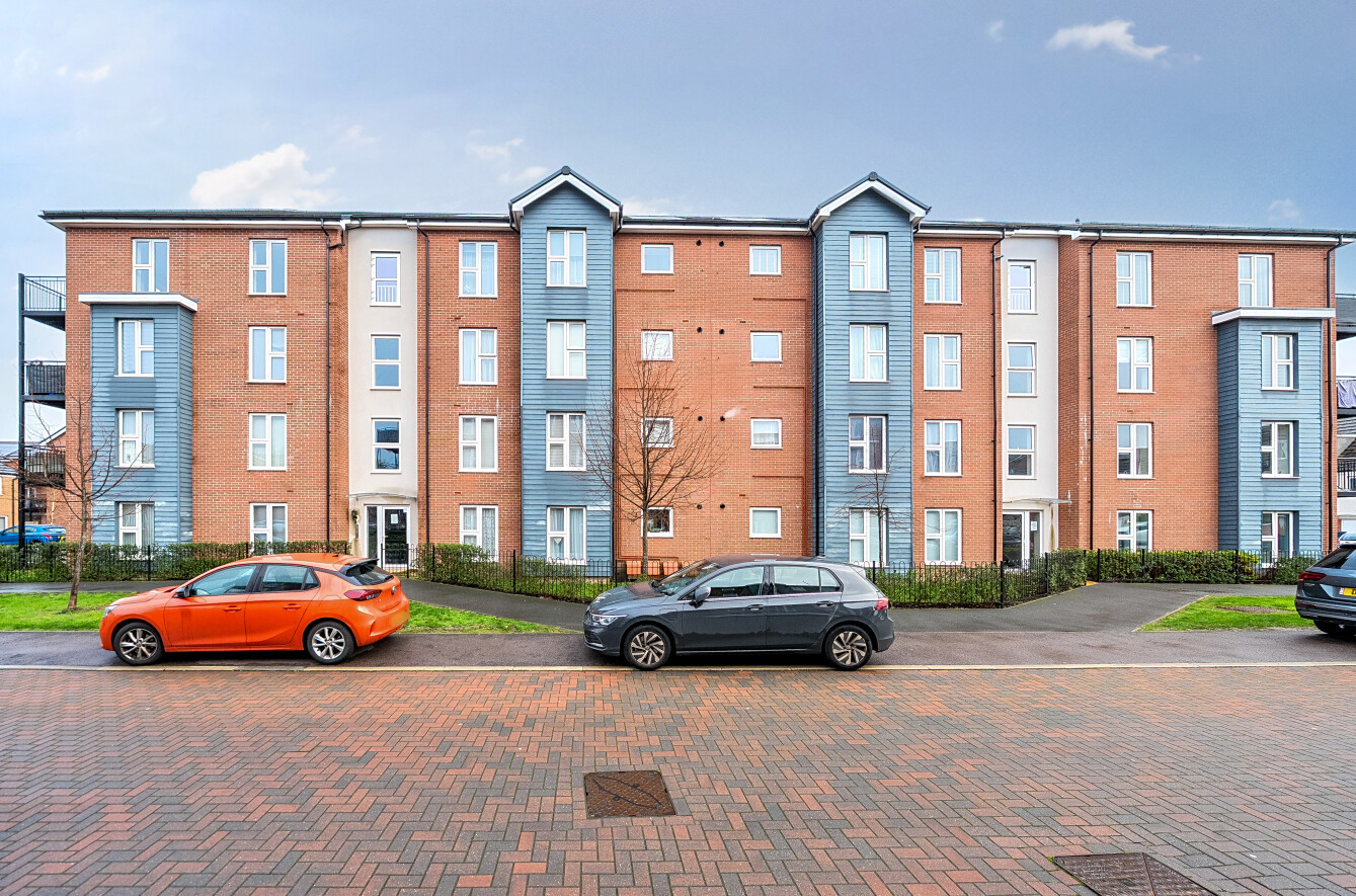 2 bedroom apartment for sale - Tilling Green, Dunstable, Bedfordshire, LU5 - Property View 1