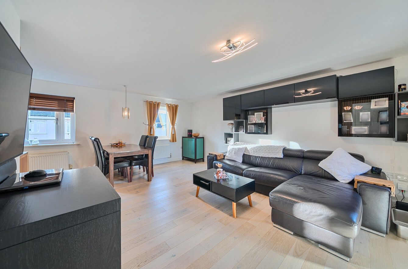 1 bedroom coach house for sale - Leyland Road, Dunstable, Bedfordshire, LU6 - Property View 2