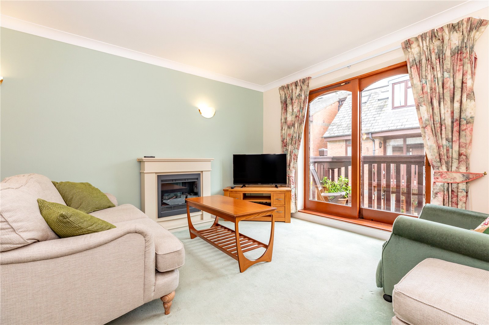 2 bedroom apartment for sale - High Street, Buckingham, Buckinghamshire, MK18 - Property View 3