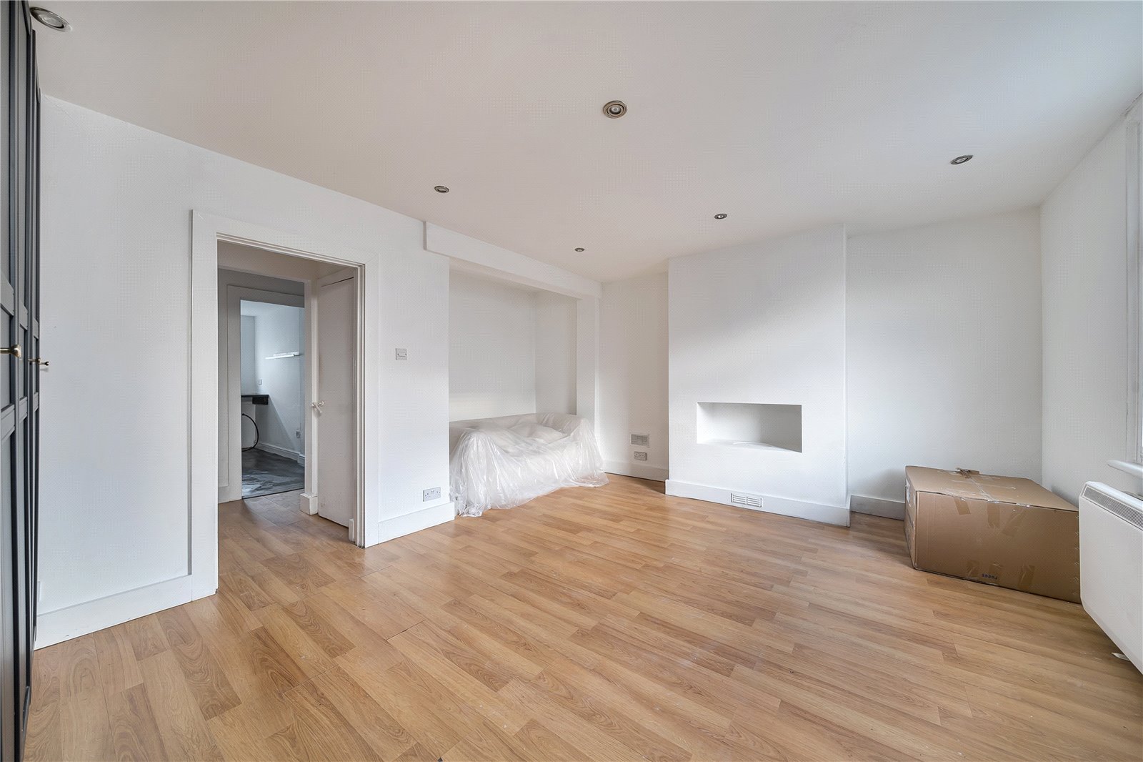 1 bedroom apartment for sale - Station Road, Winslow, Buckingham, Buckinghamshire, MK18 - Property View 2
