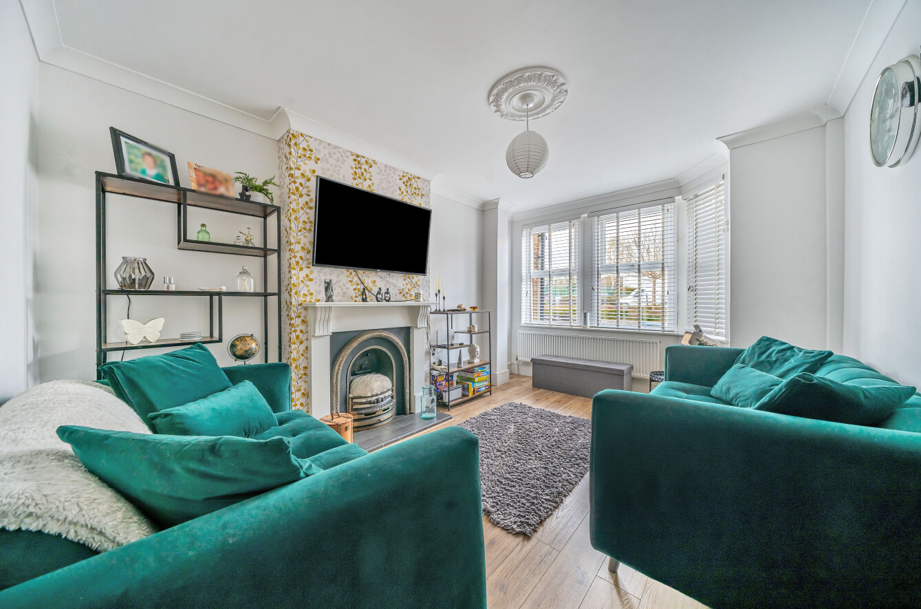 2 bedroom house for sale - Stocklake, Aylesbury, Buckinghamshire, HP20 - Property View 3