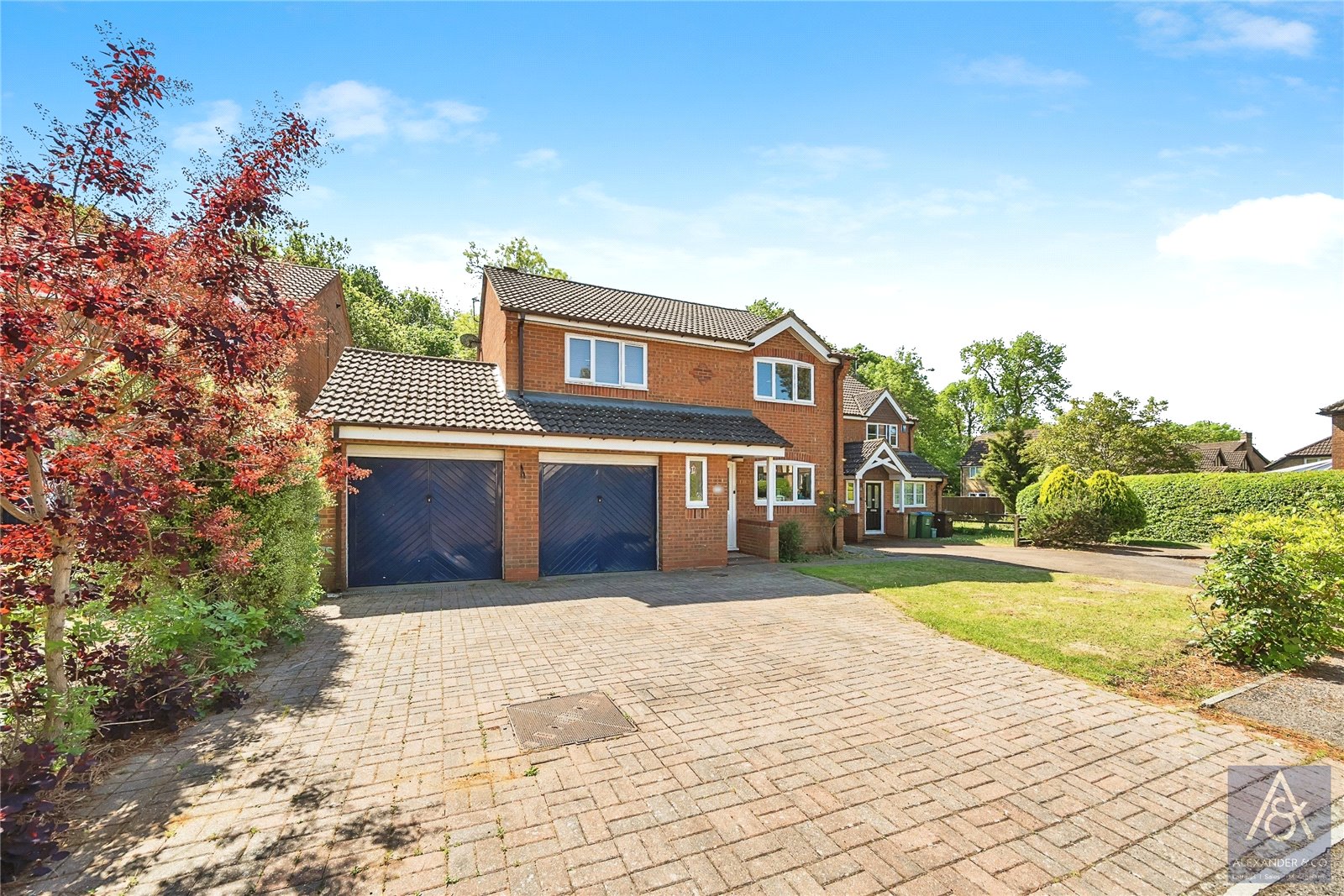4 bedroom house for sale - Pitchford Avenue, Buckingham, Buckinghamshire, MK18 - Property View 1